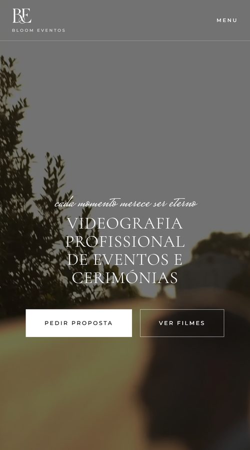 Pré-visualização da landing page de Bloom Eventos no telemóvel.